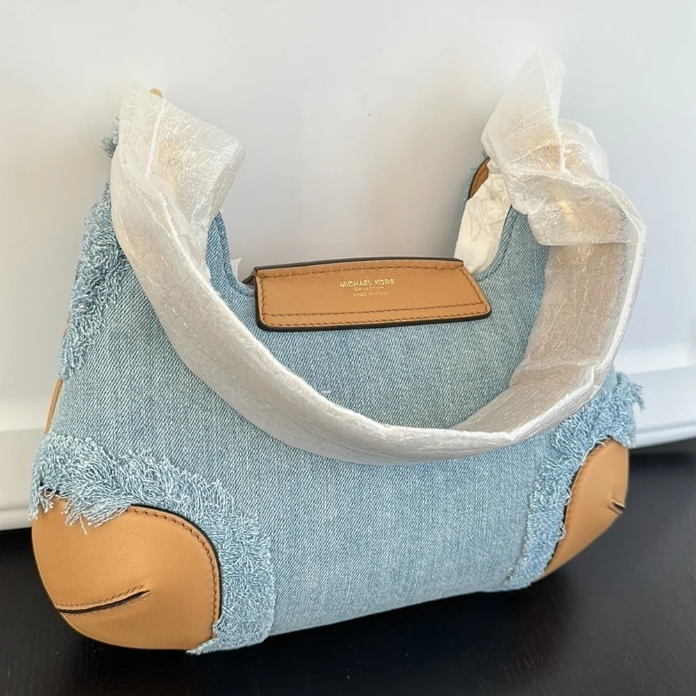 MICHAEL KORS collection BANCROFT MEDIUM denim FRAYED shoulder BAG - Picture 9 of 11